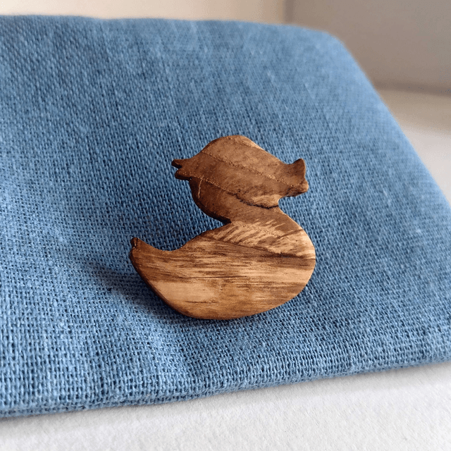 Broche canard