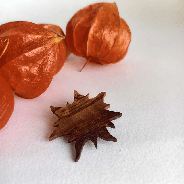Broche soleil