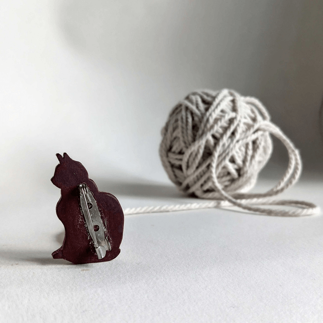 Broche chat