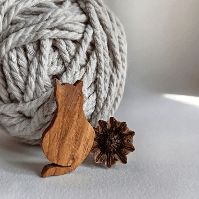 Broche chat